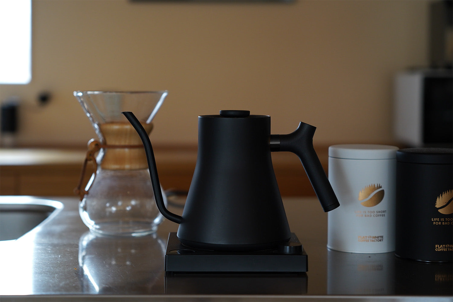 Fellow Stagg EKGの販売スタート – FLATWHITE COFFEE FACTORY