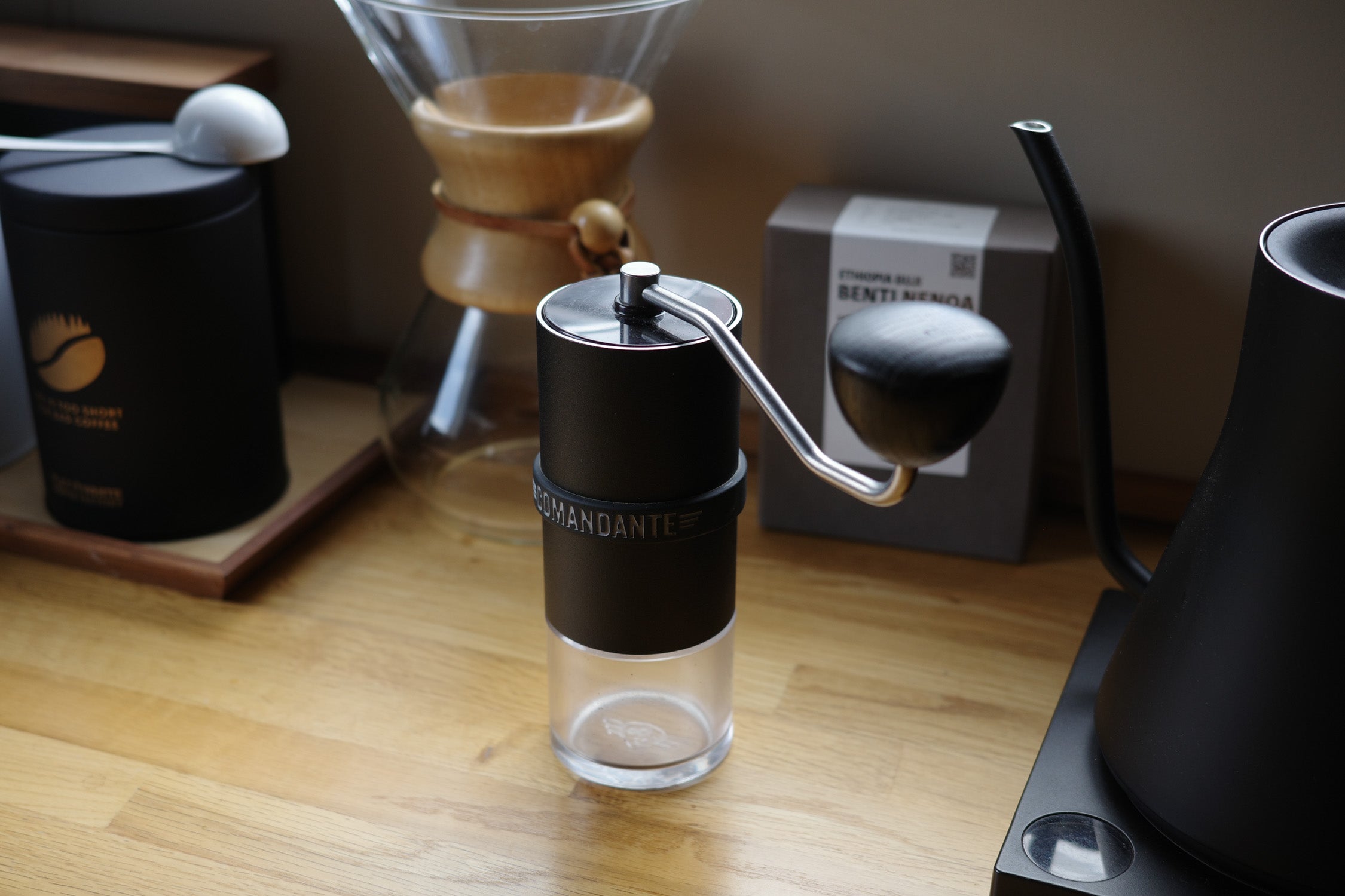 コマンダンテを2年使ってわかった、手挽きミルの魅力と実力｜FLATWHITE