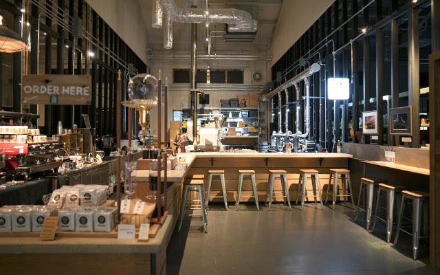 FLATWHITE COFFEE FACTORYroasting works（三春店）